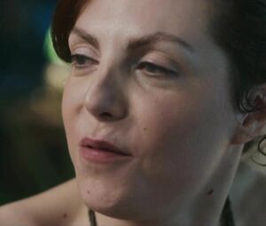 Nude Malya Roman shows her tits in Nu s01e09 (2018)