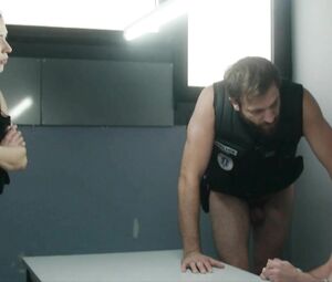 Nude Malya Roman shows her tits in Nu s01e09 (2018)