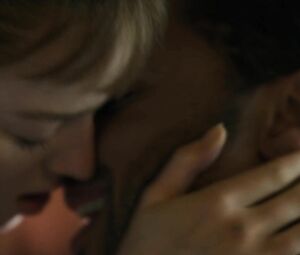 Ultimate collection of sexy Phoebe Dynevor scenes from Bridgerton s01e03-08 (2020)