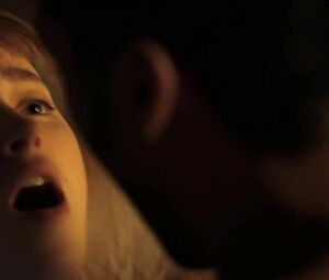 Ultimate collection of sexy Phoebe Dynevor scenes from Bridgerton s01e03-08 (2020)