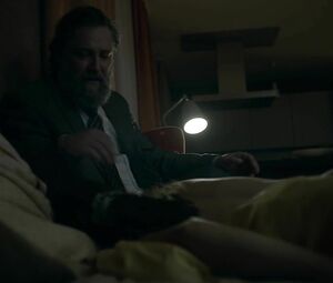 Celebrity sex scene: Lilith Haßle in Ein Schritt zu viel (2020)