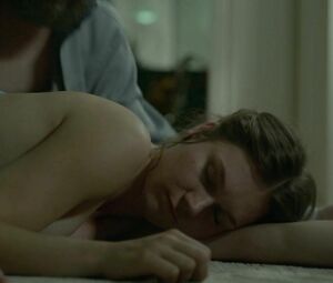 Celebrity sex scene: Lilith Haßle in Ein Schritt zu viel (2020)