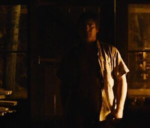 Tine Van den Wyngaert shows nude body in De Patrick (2019)