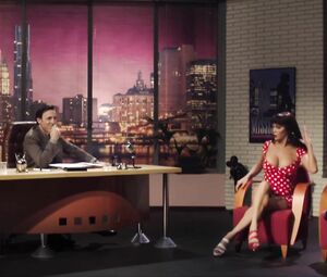 Daniela Santiago and others - sexy scenes from Veneno s01e05 (2020)