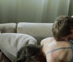Nude Laura de Boer screws in Winterherz Tod in einer kalten Nacht (2018)