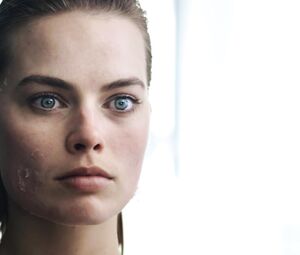 Margot Robbie - Vogue Magazine (2016)