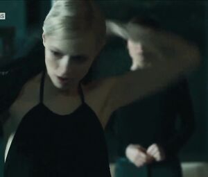 Mavie Hörbiger, Julia Koschitz - Spuren des Bösen. Begierde (2016)