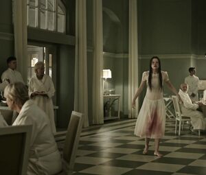 Mia Goth, Annette Lober - A Cure For Wellness (2016)