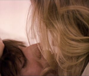 Chloe Sevigny nude - Mr. Nice (2010)