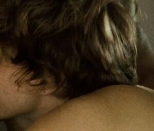 Leandra Leal nude - O Lobo atras da Porta (2013)