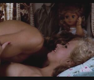 Renee Soutendijk - Explicit BlowJob and HandJob (Retro nudity)