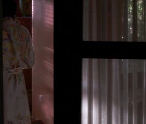 Rosario Dawson, Katherine Heigl nude - Unforgettable (2017)