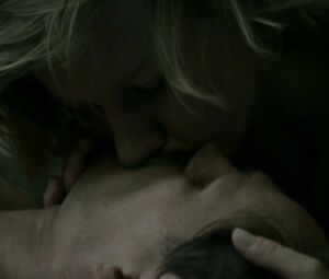 Sandra Huller - Uber uns das All (2011)