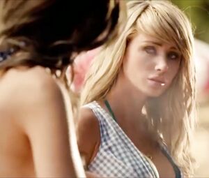 Sexiest Girls of Fast food Commercials - Charlotte McKinney Kate Upton Emily Rat.