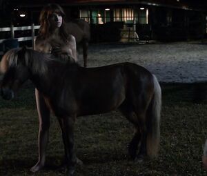 Sugar Lyn Beard nude, Aubrey Plaza naked, Anna Kendrick and Alice Wetterlund - Mike & Dave Need Wedding Dates (2016)