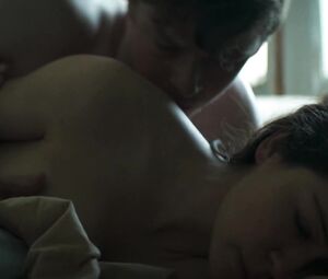 Tatiana Maslany - Two Lovers And A Bear (2017)