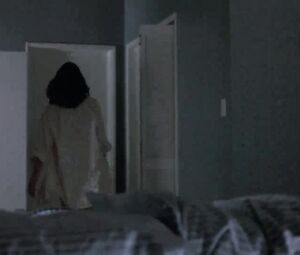 Linda Fiorentino nude - The Last Seduction (1994)