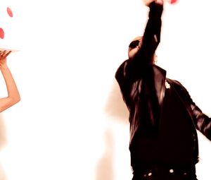 Emily Ratajkowski - Blurred lines (Uncensored with Nude Models Version)