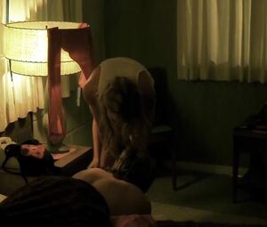 Arielle Kebbel sexy – Reeker (2005)