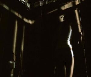 Arielle Kebbel sexy – Reeker (2005)