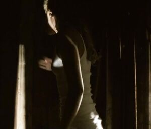 Arielle Kebbel sexy – Reeker (2005)