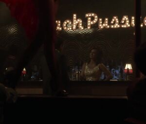 Ambyr Childers nude, Jade Tailor sexy – Aquarius s01e03-05 (2015)