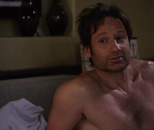 Carla Gugino sexy โ Californication s04e07 (2011)