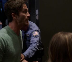 Carlson Young sexy โ Scream s01e08 (2015)