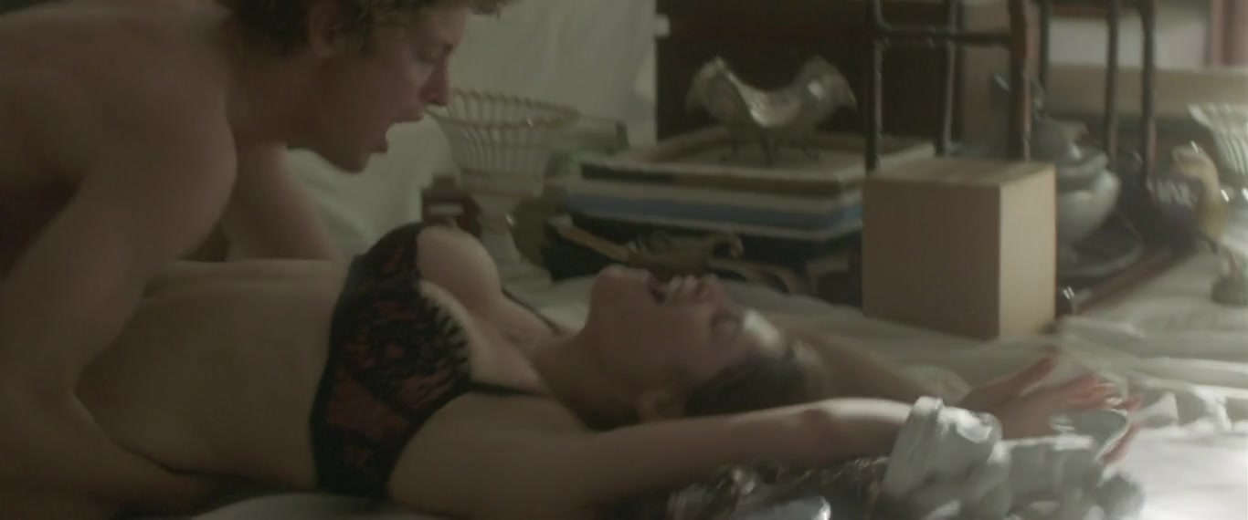 Gemma Arterton Nude Scenes