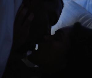 Lela Loren nude – Power s02e03 (2015)