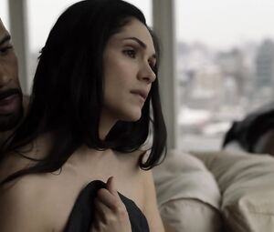 Lela Loren nude, Naturi Naughton sexy โ Power s01e07 (2014)