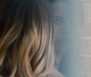 Margaret Qualley sexy – The Leftovers s01e01 (2014)