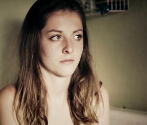 Paula Kroh Nude - Was ich dir noch sagen wollte (2017)