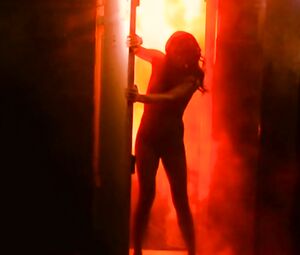 Raven Lee Nude - Hellriser (2017)