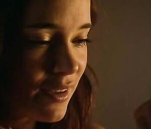 Marguerite Moreau nude – Easy (2003)