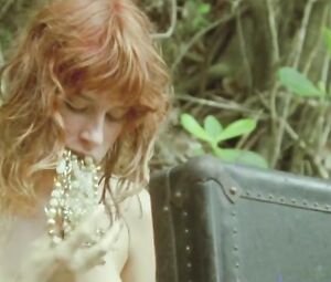 Elisa Heidrich Nude - Animal Politico (2017)