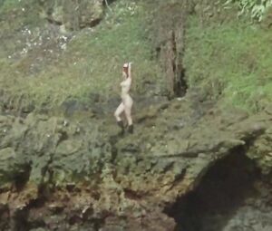 Elisa Heidrich Nude - Animal Politico (2017)