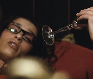 Elisa Tovati Nude - 99 francs (2007)