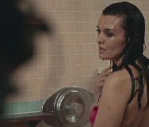 Frankie Shaw, Samara Weaving - SMILF s01e03 (2017)