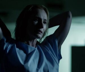 Genevieve O'Reilly Nude - Glitch s02e01-03 (2017)