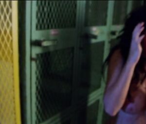 Hannah Richter Nude - Bonejangles (2017)