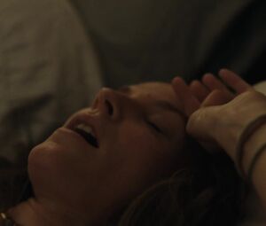 Lindsay Burdge Nude - Easy s02e02 (2017)