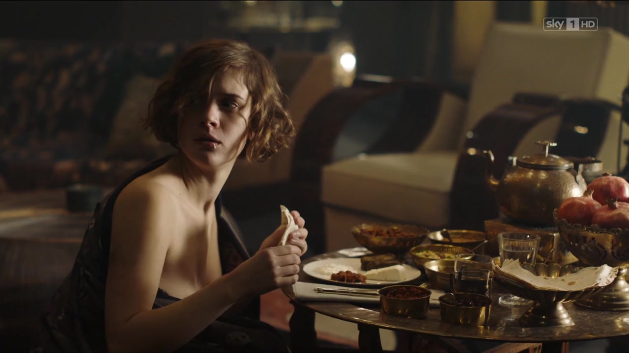 Liv Lisa Fries Nude Babylon Berlin Facet Porn