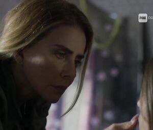 Maria Bopp Nude - Me Chama De Bruna s02e02 (2017)