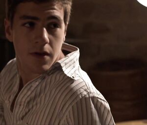 Marie Martins de Sampaio Nude - Simon et Suzanne, Ninon (2013)