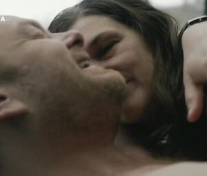 Margo Verhoeven, Saskia Temmink Nude - Van God Los s04e02 (2017)