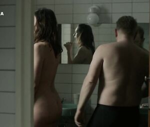 Margo Verhoeven, Saskia Temmink Nude - Van God Los s04e02 (2017)
