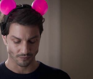 Deborah Francois Nude - Loue Moi (2017)