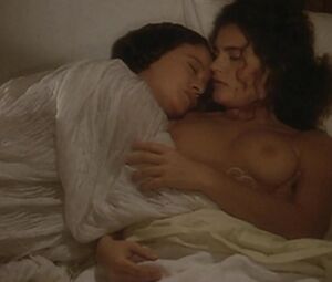 Laura Antonelli, Clelia Rondinella Nude - La Venexiana (1986)