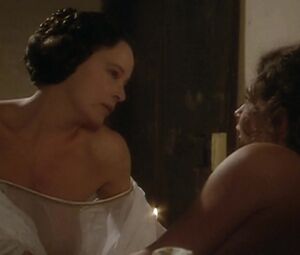 Laura Antonelli, Clelia Rondinella Nude - La Venexiana (1986)